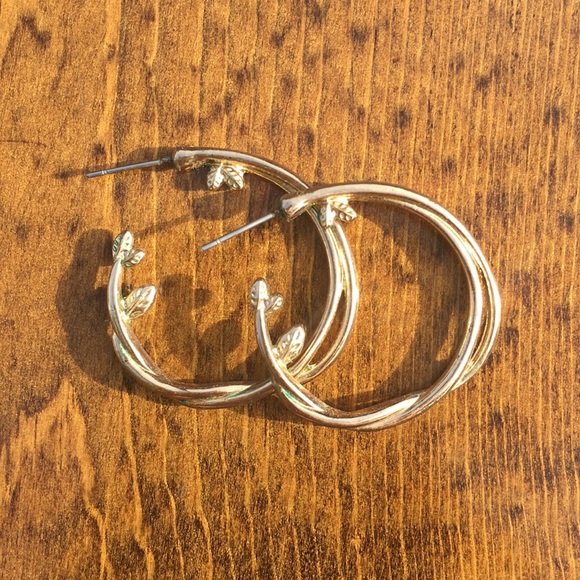 Gold Leaf Hoop Earrings - Picture 1 of 4